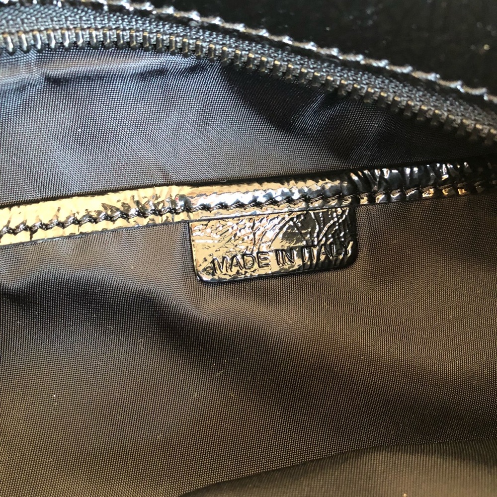 Burberry Black and Gray Floral Shoulder Bag - Picture 5 of 8